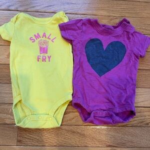 Bundle of 0-3 month body suits: Primary and Carters